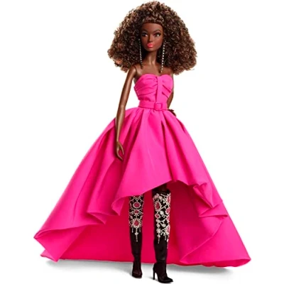 Afbeelding van Barbie Signature Pink Collection pop 4, (donkerbruin krullend haar) met Silkstone lichaam in avondjurk van tafzijde, cadeau voor verzamelaars, HBX96
