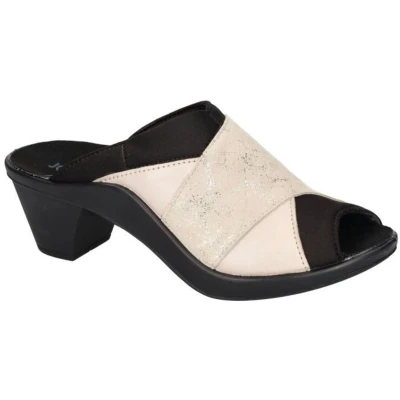Afbeelding van Josef Seibel Dames beige slippers &amp; muiltjes maat 37