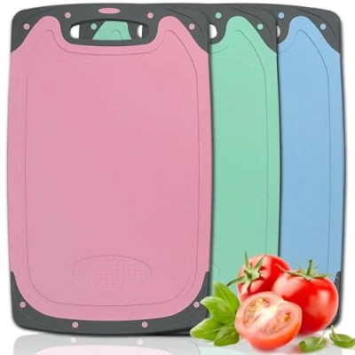 Afbeelding van snijplank, 3 delige set, kunststof, antislip, ontbijtplankjes, snijplanken met sapgoot en knoflookpers, groef, keukenplank, antibacterieel, vaatwasmachinebestendig, BPA vrij, 35 x 21 cm