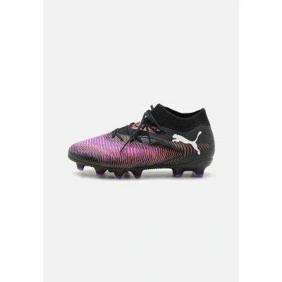 Afbeelding van Puma Future 8 PRO FG/AG Unisex Voetbalschoenen met kunststof noppen voor kinderen, Maat: 37, Black/white/glowing red Kunststof/ textiel