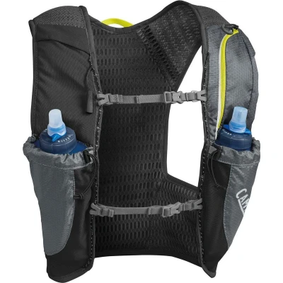 Afbeelding van CamelBak Nano Vest Maat M Ultralicht Materiaal Borstomvang 71 101 cm Ruimte voor 2 Flexibele 500 ml flessen 3D Micro Mesh Reflecterend Hardloopvest 8 Zakken Drinkhouder Lichtgewicht Nylon Grijs