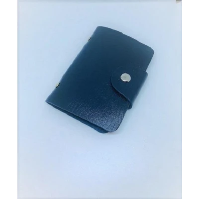 Afbeelding van Luxe lederen creditkaart/pasjeshouder. Donker blauw.