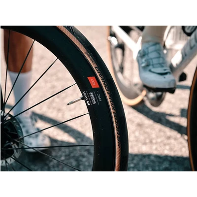 Afbeelding van Continental Grand Prix Racefietsband 30 584 BruinZwart