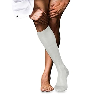 Afbeelding van FALKE Heren Kniekousen No. 4 M KH Zijde Lang eenkleurig 1 Paar, Wit (Off White 2040), 41 42