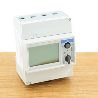 Afbeelding van Victron Energy REL200200100 EM24 Ethernet Digitale energiemeter