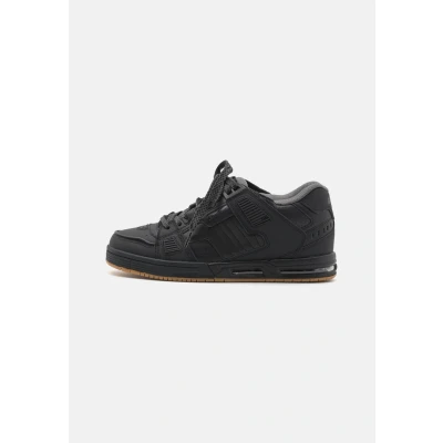 Afbeelding van Globe Sabre Skateschoenen, Heren, Maat: 44.5, Dark shadow/phantom Leer en imitatieleer