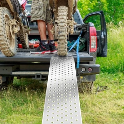Afbeelding van tectake® set van 2 oprijplaten &quot;&quot;Sven&quot;&quot;, 400 kg draagkracht en antislip 405020