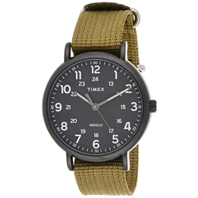 Afbeelding van Timex Weekender 43mm zwarte wijzerplaat en olijfgroene band quartz horloge TW2U68200