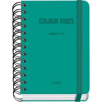 Afbeelding van Dohe Schoolagenda 2025 2026 Dag per Pagina, Formaat A6 (12x17 cm), Spaans en Engels, Dubbele Spiraalbinding Elastieksluiting, Harde Kaft, 4 Stickervellen COLOUR VIBES Groen