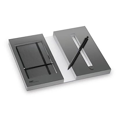 Afbeelding van Lamy Set multifunctionele schrijfinstrument 3 in 1 lakafwerking papier notitieboek DIN A6 softcover zwart incl. geschenkverpakking