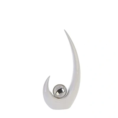 Afbeelding van GILDE Moderne sculptuur figuur Move van keramiek in wit/zilver met zilveren bol hoogte 37 cm