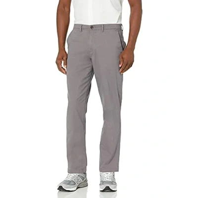 Afbeelding van Amazon Essentials Men&#039;s Sportieve casual chinobroek met stretch (verkrijgbaar in grote en lange maten), Donker Grijs, 40W / 34L