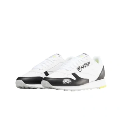 Afbeelding van Reebok Unisex klassieke lederen sneaker, CBLACK/FTWWHT/ACIYEL, 8.5 UK, Cblack Ftwwht Aciyel, 42.5 EU