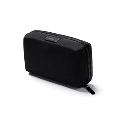 Afbeelding van Bellroy Tech Kit, techaccessoires ritsbuidel (powerbank, telefoonoplader, kabels, oortjes) Black