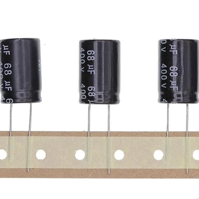 Afbeelding van 10 stuks 400 V 68UF aluminium condensator elektrolytische plug in 16 x 25 mm