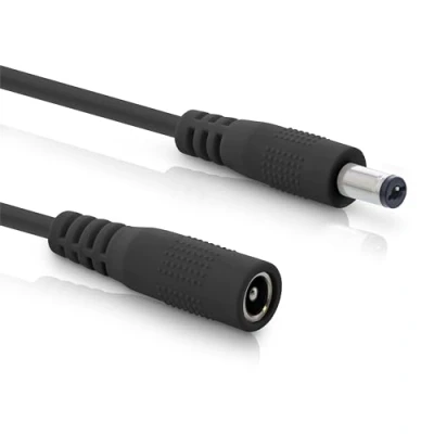 Afbeelding van InLine DC verlengkabel, universele voedingsverlengkabel voor ledstrips, bewakingscamera&#039;s, printers, routers, switches en nog veel meer, stekker/bus 5,5 x 2,1 mm, zwart, 1 m