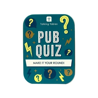 Afbeelding van Talking Tables Pub Quiz Travel Game, Zakformaat Algemene Kennis Trivia voor het gezin om te spelen op reis of thuis verpakt in een geschenkbaar blikje, geheime kerstman kousvuller