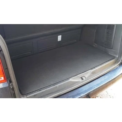 Afbeelding van Kofferbakmat geschikt voor VW T5 T6 T6.1 kofferbak voetmat mat automat velours (rails bedekt)