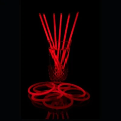 Afbeelding van XL Glow In The Dark Sticks 100 Premium Rode Breekstaafjes armbanden Breaklights Neon Glowsticks Stuks Party Feestjeglow staafjes breeklichtjes