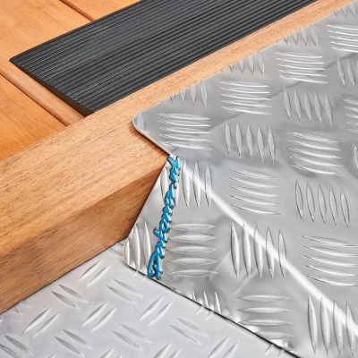 Afbeelding van Datona Aluminium Drempelhulp Kort 6 9 Cm + Rubberen 15 Mm