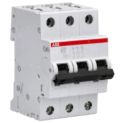 Afbeelding van Abb s203 installatieautomaat 3p b karakteristiek 13a iec en 60898 1 6 ka iec60947 2 10 3 modulen breedte 52 5mm 2cds253001r0135
