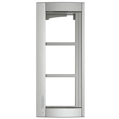 Afbeelding van Legrand sfera new afdekraam allmetal 3 mod bt350231