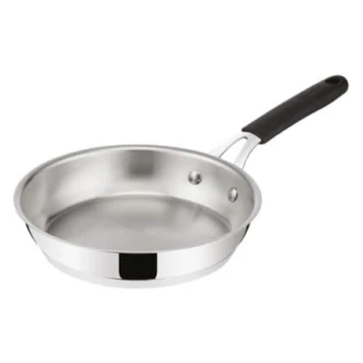 Afbeelding van Lagostina Tempra stalen pan Ø 24 roestvrij staal 18/10 met Lagotherm bodem en ergonomische siliconen handgreep, inductiepan, gas oven