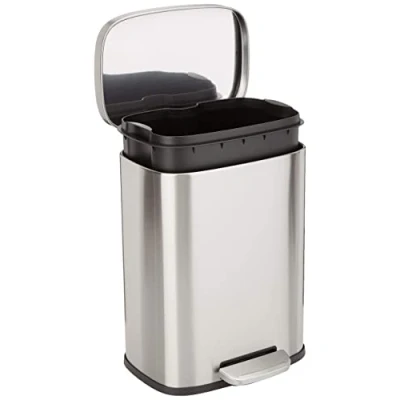 Afbeelding van Amazon Basics Afvalbak, vierkant, 12 liter, zilver en zwart