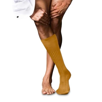 Afbeelding van FALKE Heren kniekousen No. 13 M KH fijnste Piuma katoen lang effen 1 paar, geel (Amber 1851), 45 46, 45/46 EU