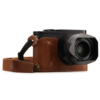 Afbeelding van MegaGear MG1401 Ever Ready Halfhoes van Echt Leer met Schouderriem, voor Leica Q P, (Type 116), Bruin
