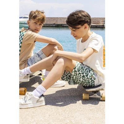 Afbeelding van Vingino Hanyi Tshirt print voor kinderen, Maat: 152, Cloud white