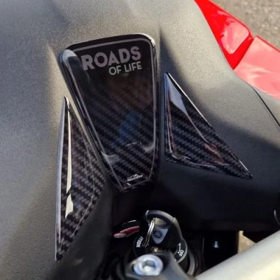 Afbeelding van Resin Bike Motorsticker Compatibel met Yamaha Tracer 9 2023 2022 Redline Icon Grey Tech Camo Midnight Black. Bescherming van het Sleutelgebied Tegen Stoten en Krassen. 3D Hars Sticker