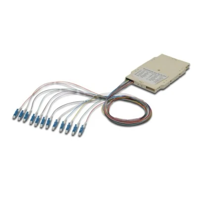 Afbeelding van DIGITUS FO splitscassette 12 pigtails Voorgemonteerd LC (APC) OS2 Gekleurd volgens DIN IEC 60304 Zuiver wit