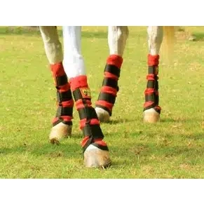 Afbeelding van Horse Armor knockdown leg wraps One Size (Insect shield) Rood