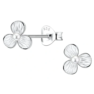 Afbeelding van JoyS Zilveren bloem met parel oorbellen 7 mm 3 bloemblaadjes sterling zilver 925