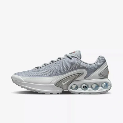 Afbeelding van Nike Air Max DN Maat 45.5 Wolf Grey Sneakers Heren Doos Zonder Deksel