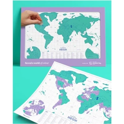 Afbeelding van Luckies Scratch Map Neon Reiskaart &amp; Off Wereldkaart Kraskaart om reizen af te krabben Groen