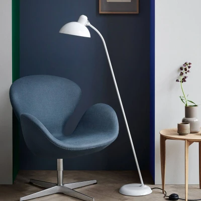 Afbeelding van FRITZ HANSEN Kaiser Idell 6556 F glans wit