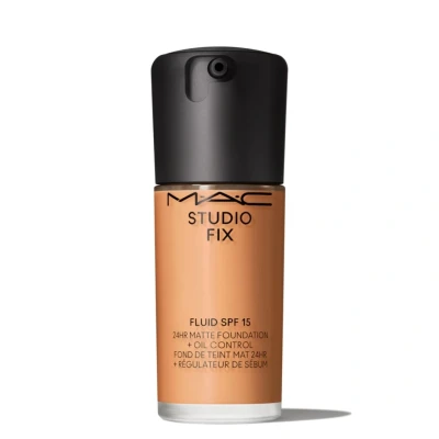 Afbeelding van Mac Studio Fix Fluid SPF 15 Foundation NC42