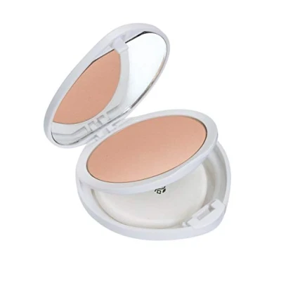 Afbeelding van Deborah Compacte foundation van poederformule Pure nr. 01 Fair met vitaminen A en E antioxidatieve werking, SPF15