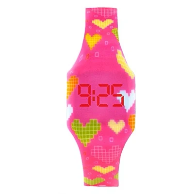 Afbeelding van KIDDUS Digitaal LED horloge voor jongens, meisjes, kinderen. Gemaakt van siliconen. Japanse batterij. Makkelijk om de tijd te leren