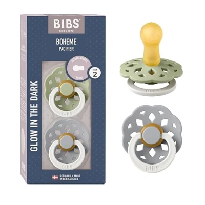 Afbeelding van Bibs Boheme Glow In The Dark Sage/Cloud 6 18 mnd 2 Stuks Fopspeen 240124