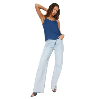 Afbeelding van Trendyol Ecru Basic Geweven Blouse Met Bandjes Twoss19Bb0224