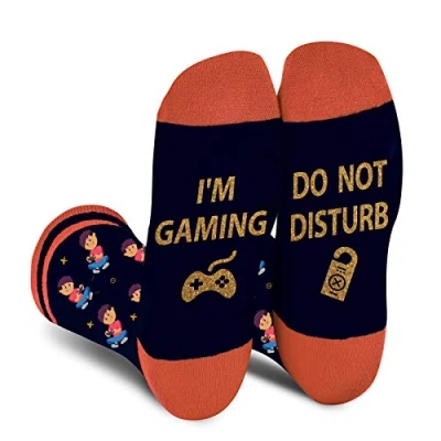 Afbeelding van AGRIMONY Grappige sokken voor mannen, vrouwen, tienerjongens Do Not Disturb I&#039;m Novelty Funky Fun Crazy Crew katoenen geschenken kerstkous, C Gaming of, Medium Large