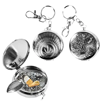Afbeelding van COM FOUR® 3x zakasbak gesloten sigarettenzakasbak mini asbak als sleutelhanger [selectie varieert] (1 x 3 pak)