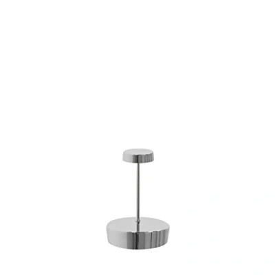 Afbeelding van Zafferano, Swap Mini Lamp met Glanzende Chroomafwerking, Oplaadbare Draadloze Tafellamp Aanraakbediening, Bruikbaar als Binnenlamp, Dimmer, 2700 K, Hoogte 14.8 cm