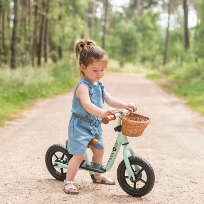 Afbeelding van Bandits &amp; Angels loopfiets Starter mint met mandje 2 jaar jongens en meisjes metaal