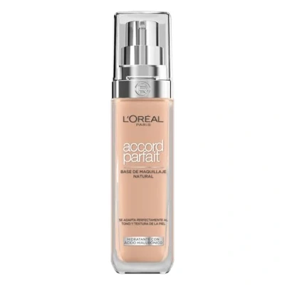 Afbeelding van L’Oréal Paris Accord Parfait Foundation 4.5.N Natuurlijk Dekkende met Hyaluronzuur en SPF 16 30 ml