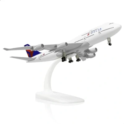 Afbeelding van QIYUMOKE Boeing 747 Delta Airlines 1/300 Diecast Metalen Vliegtuig Model met Voet Alloy Display Airliner Verzamelmodel Kit voor Luchtvaart Enthousiast Gift