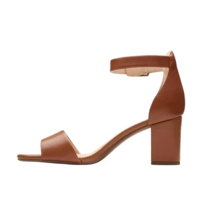 Afbeelding van Clarks Dames Deva Mae pomp, Tan leer, 7 UK, Lichtbruin, 41 EU